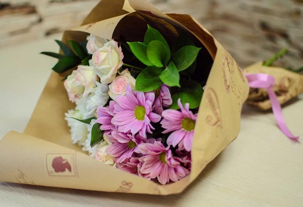 Букет цветов из: Розы и Хризантемы в Бичуре