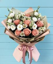 Букет цветов из:  Розы, Альстромерии и Лизиантусы в Бичуре