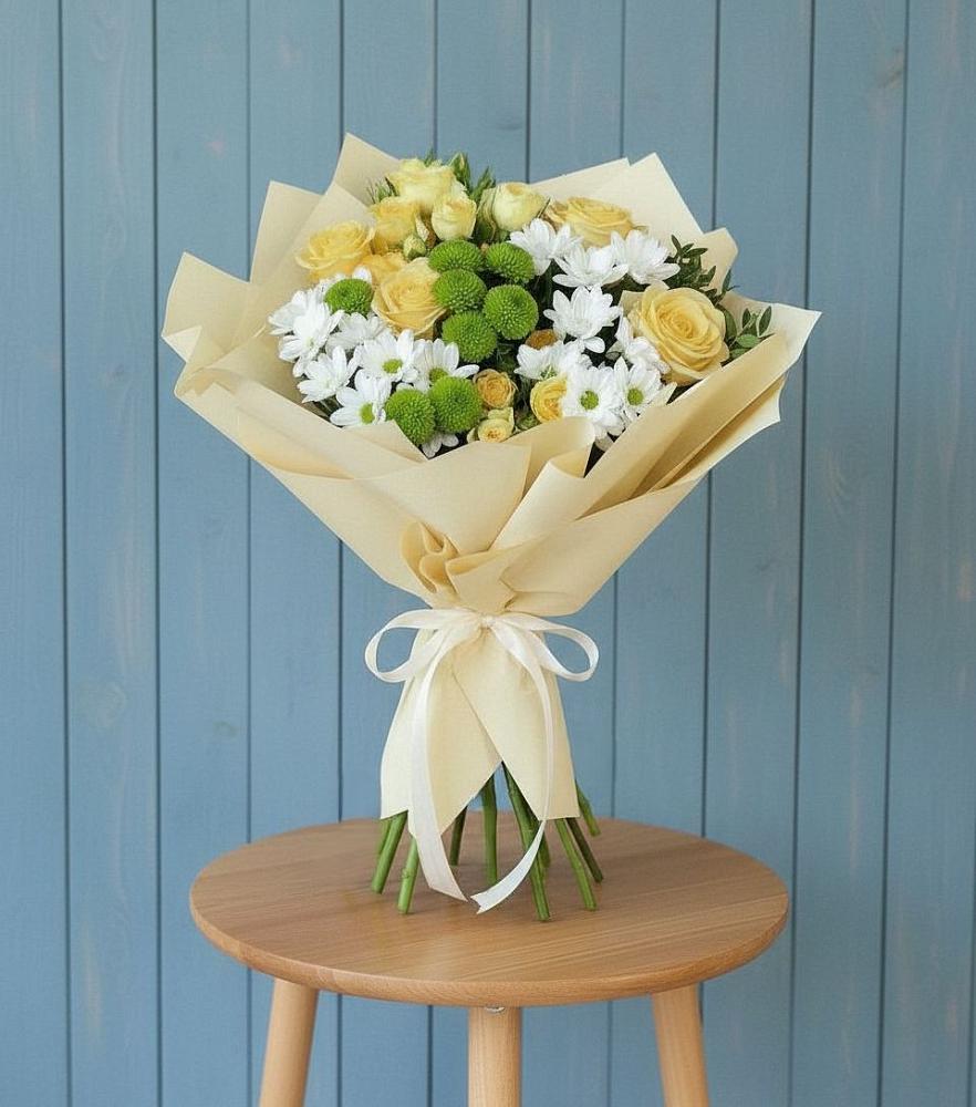 Букет цветов из: Хризантемы и Розы в Бичуре