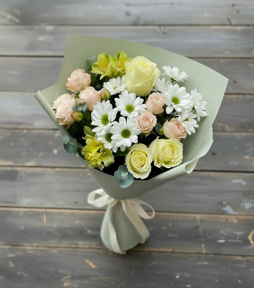 Букет цветов из: Альстромерии, Розы и Хризантемы в Бичуре