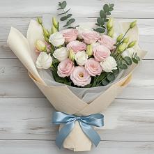 Букет цветов из:  Лизиантусы #REPLACE_PRED# Бичуре