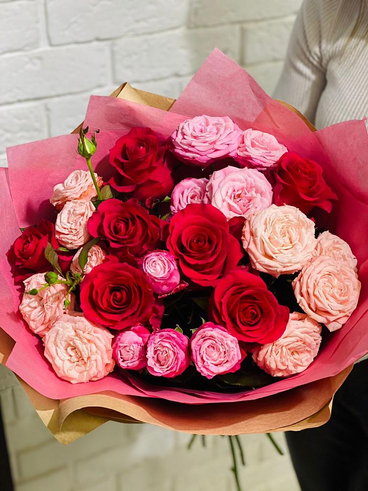 Букет цветов из: Розы в Бичуре