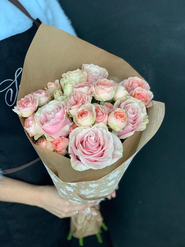 Букет цветов из: Хризантемы и Розы в Бичуре