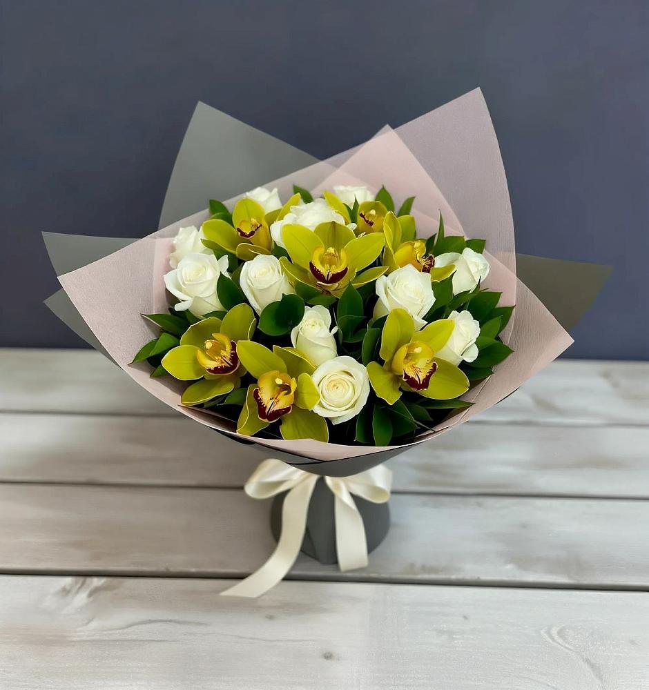 Букет цветов из: Орхидеи и Розы в Бичуре