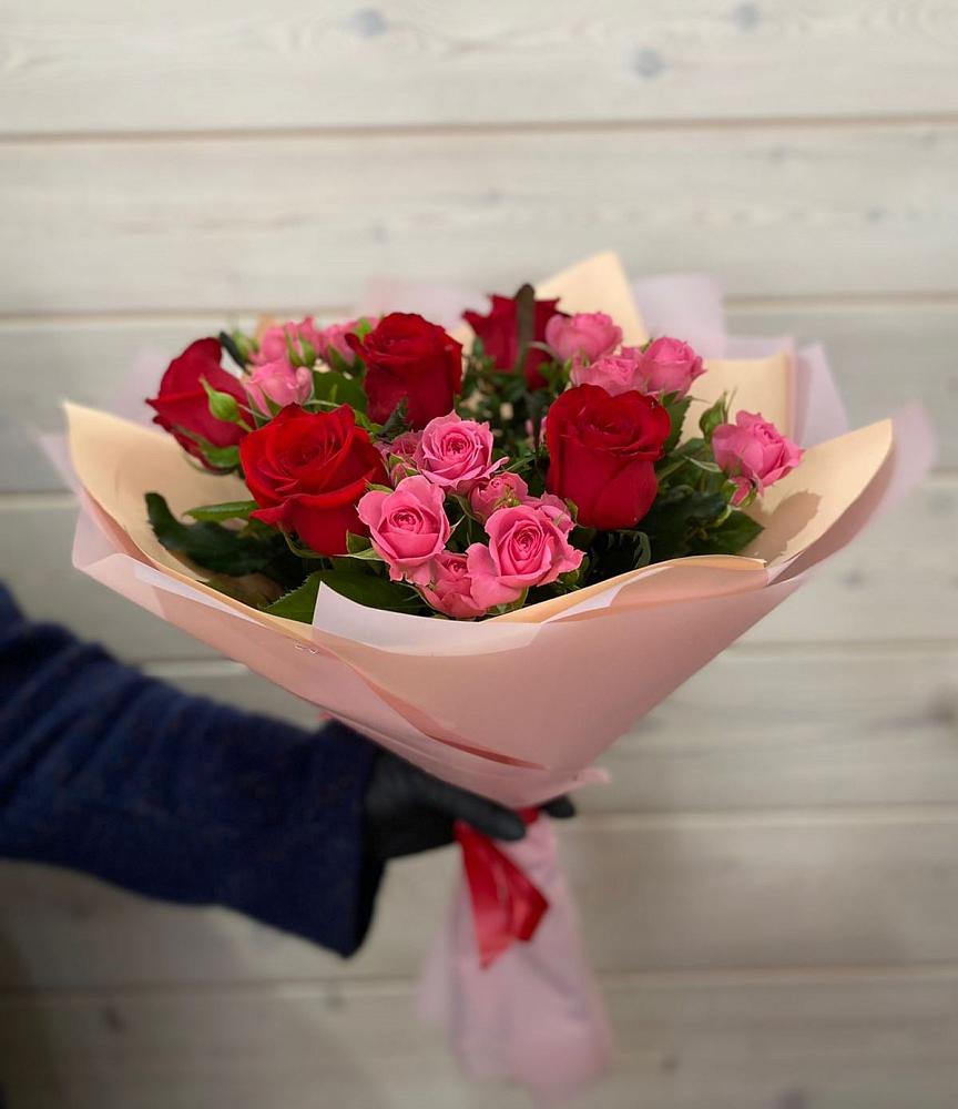Букет цветов из: Розы в Бичуре