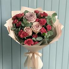 Букет цветов из:  Гвоздики и Розы в Бичуре