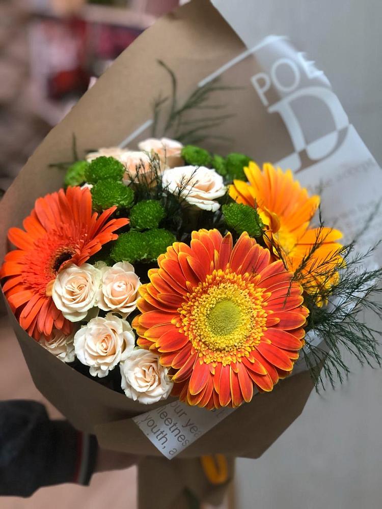 Букет цветов из: Герберы, Хризантемы и Розы в Бичуре