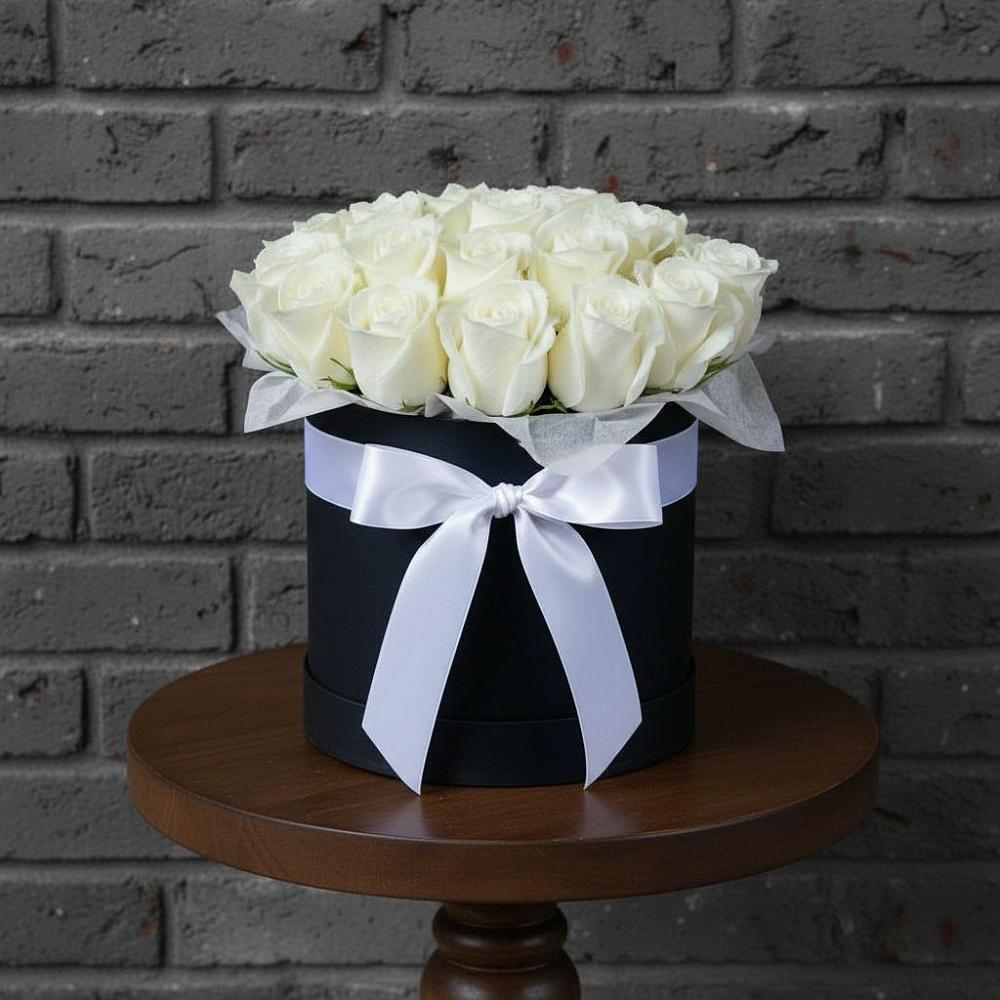 Цветочная композиция из Розы в шляпной коробке в Бичуре